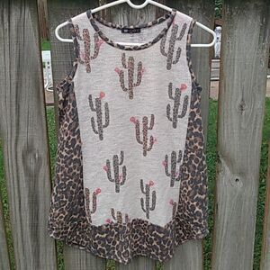 Vision Cactus Print Sleeveless Knit Tank Size Small NWOT